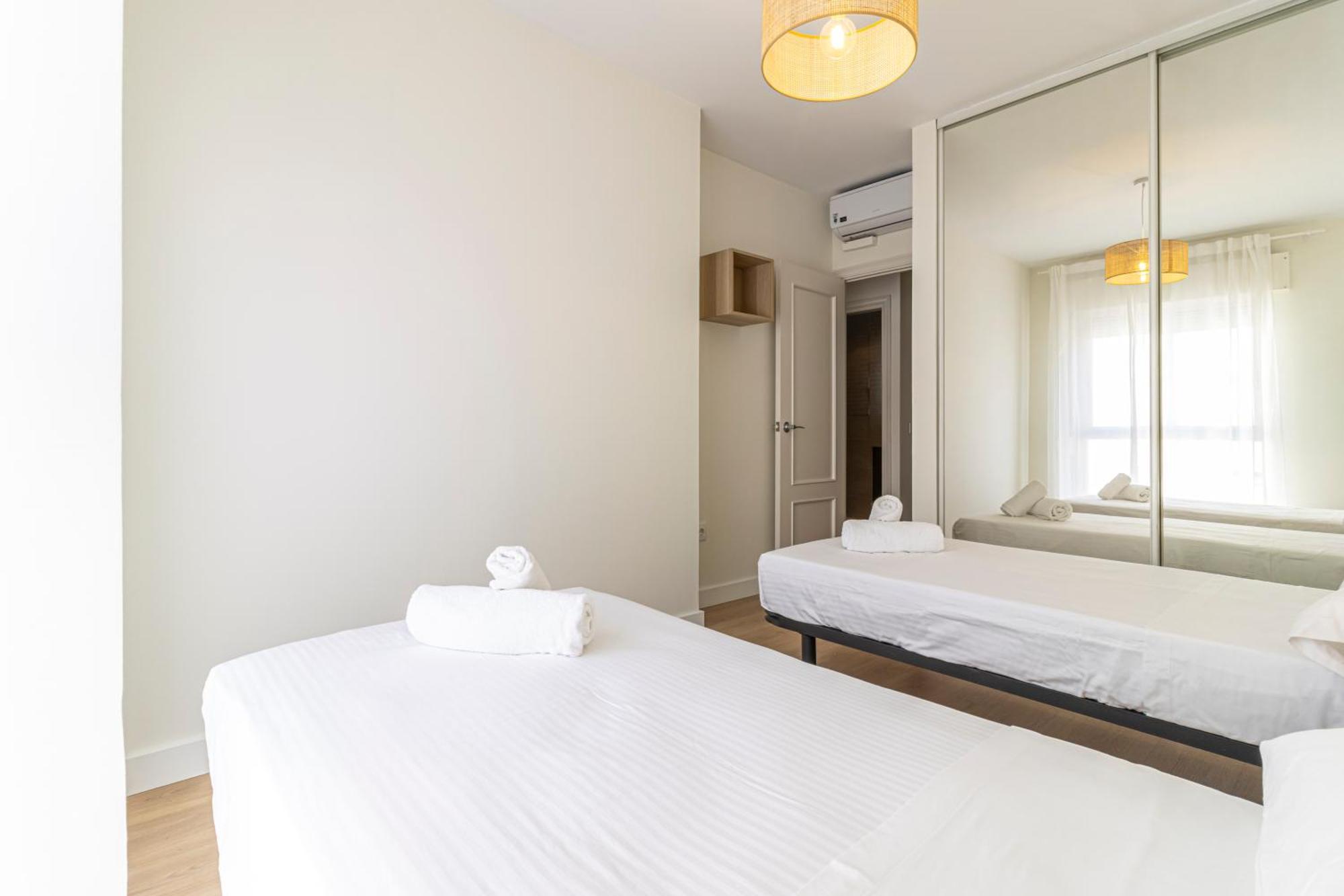 Allo Apartments Medina Duplex 3 Habitaciones-Parking เฮเรซ เด ลาฟรอนเตรา ภายนอก รูปภาพ