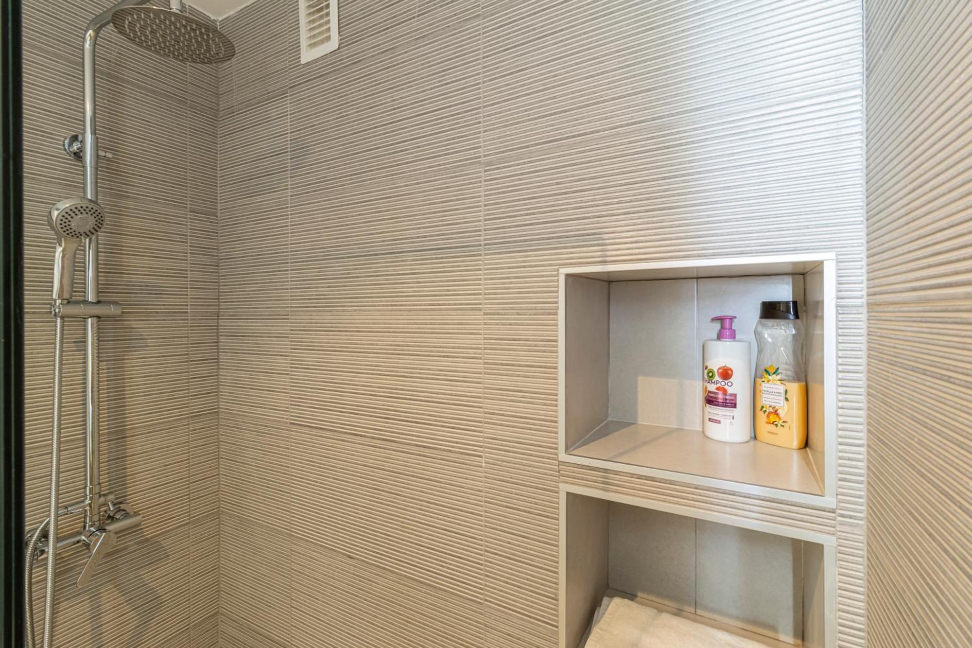 Allo Apartments Medina Duplex 3 Habitaciones-Parking เฮเรซ เด ลาฟรอนเตรา ภายนอก รูปภาพ