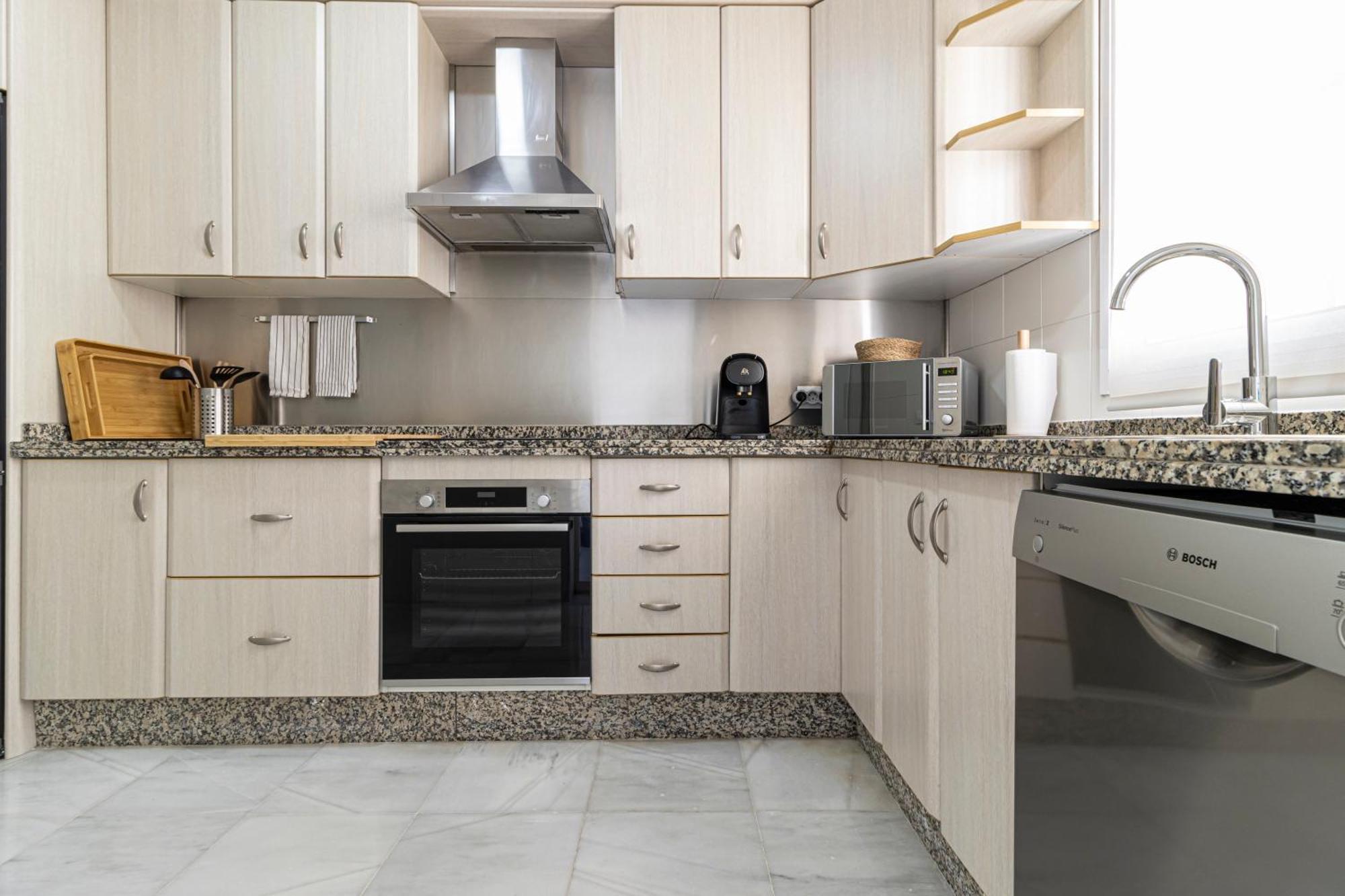 Allo Apartments Medina Duplex 3 Habitaciones-Parking เฮเรซ เด ลาฟรอนเตรา ภายนอก รูปภาพ